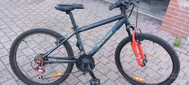 mountain bike rockrider