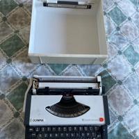 Macchina da scrivere