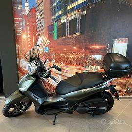 Piaggio Beverly 350