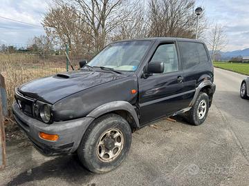 NISSAN TERRANO 2.7 TDI