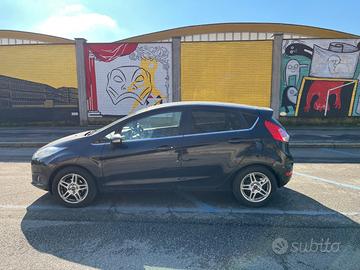FORD Fiesta 1.5 TDCi 75CV 5 porte Titanium