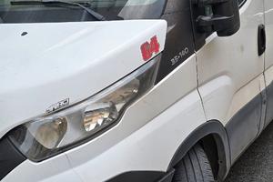 Furgone trasporto scooter