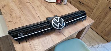 Calandra Golf 7 R con nuovi loghi originale