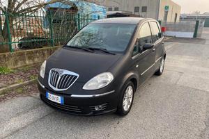 Lancia musa 1,4 benzina 2009 neopatentati