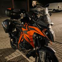 Ktm 1290 Super Duke GT my 2022