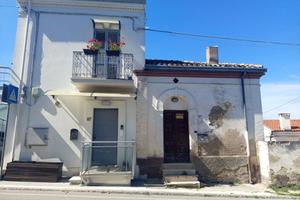 Casa indipendente a Lanciano, 3 locali