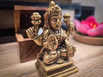 Statua Lakshmi in ottone - La Shakti di Vishnu - D