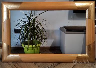 cornice legno foglia oro