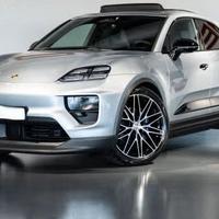 PORSCHE MACAN 4 ELETTRICA CV 408 FULL OPTIONAL