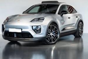 PORSCHE MACAN 4 ELETTRICA CV 408 FULL OPTIONAL