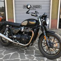 Triumph Street Twin