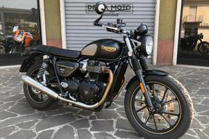 Triumph Street Twin