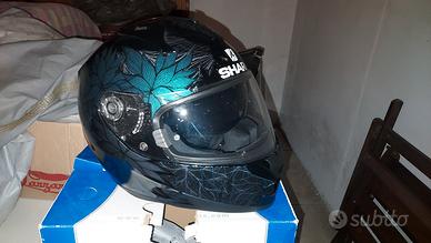 Casco Shark