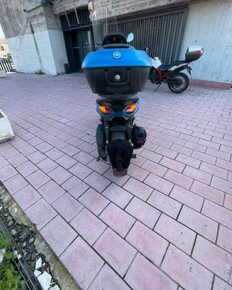 Beverly 400S
