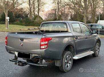 Mitsubishi L200 2.4 DI-D/154CV Club Cab Invite Plu