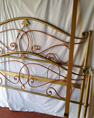 letto in ferro battuto