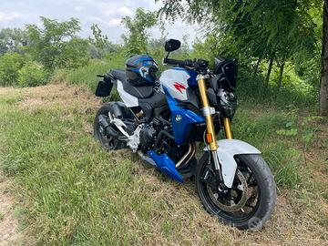 BMW F 900 R sport