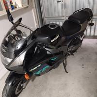 Kawasaki Ninja ZX-6R 1996