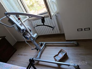 sollevatore elettrico per disabili