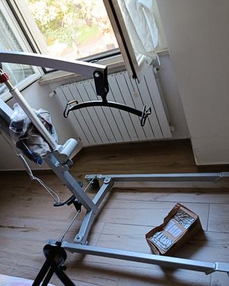 sollevatore elettrico per disabili