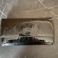 Portafoglio da donna Dior in vernice nera