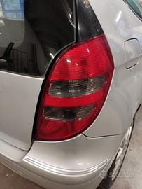 Fanale post destro MERCEDES CLASSE A 2005