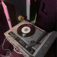 Lotto Vintage Giradischi, Cineprese e Fotocamere