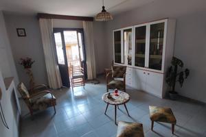 Casa per civile abitazione