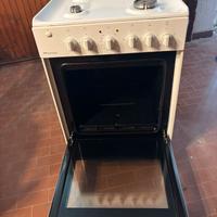 CUCINA A GAS 4 FUOCHI