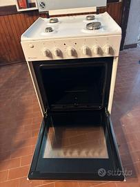 CUCINA A GAS 4 FUOCHI