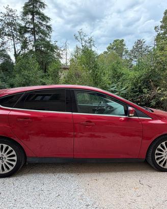 FORD FOCUS TITANIUM SW 1.6 – 2011 – CAMBIO MANUALE
