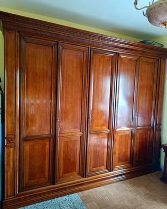 Armadio in legno massello 6 ante con cassetti