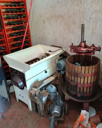 materiale per cantina