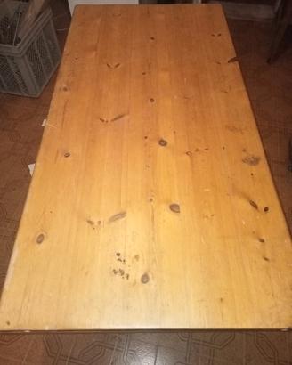 Tavolo in legno