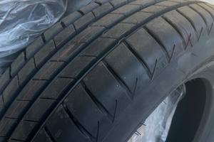 Gomme Auto Bridgestone Turanza 185-65 R15 88 T