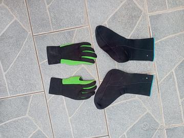 guanti e calzari sub..M