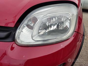 Proiettore sinistro FIAT PANDA del 2014