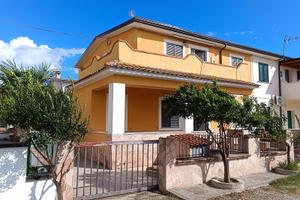 Villetta bifamiliare appartamento