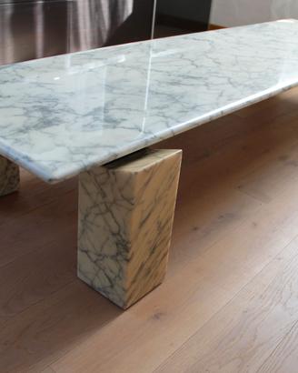 Tavolino di marmo di design del 1982