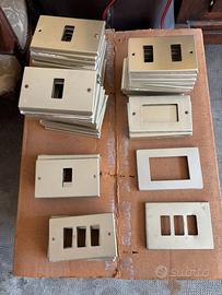 Placche/Prese/Interruttori/Supporti Bticino Magic