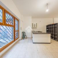 2 LOCALI A ROMA