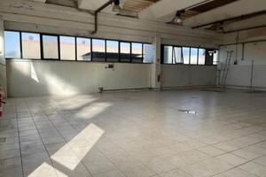 Immobile di 350 m² a Terni
