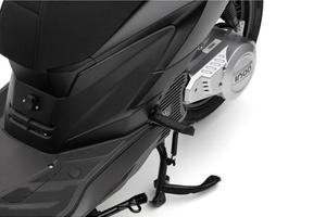 Oltre 110 km f33 125cc scooter elettrico