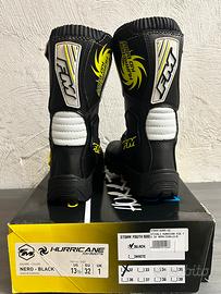 Completo cross bimbo