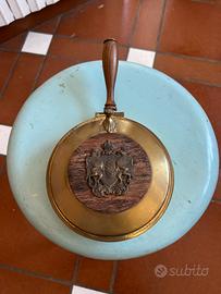 Raccogli briciole silenzioso in ottone vintage