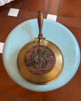 Raccogli briciole silenzioso in ottone vintage