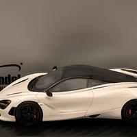 Modellino auto 1/43 McLaren 720S 2017