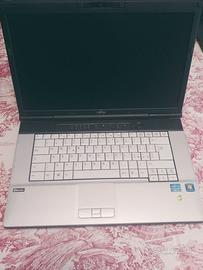Laptop Fujitsu lifebook E751