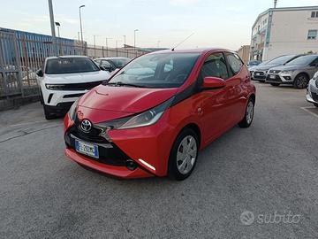 TOYOTA Aygo 1.0 VVT-i 69 CV 5 porte x-play