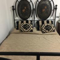 Letto in ferrobattuto dipinto 800